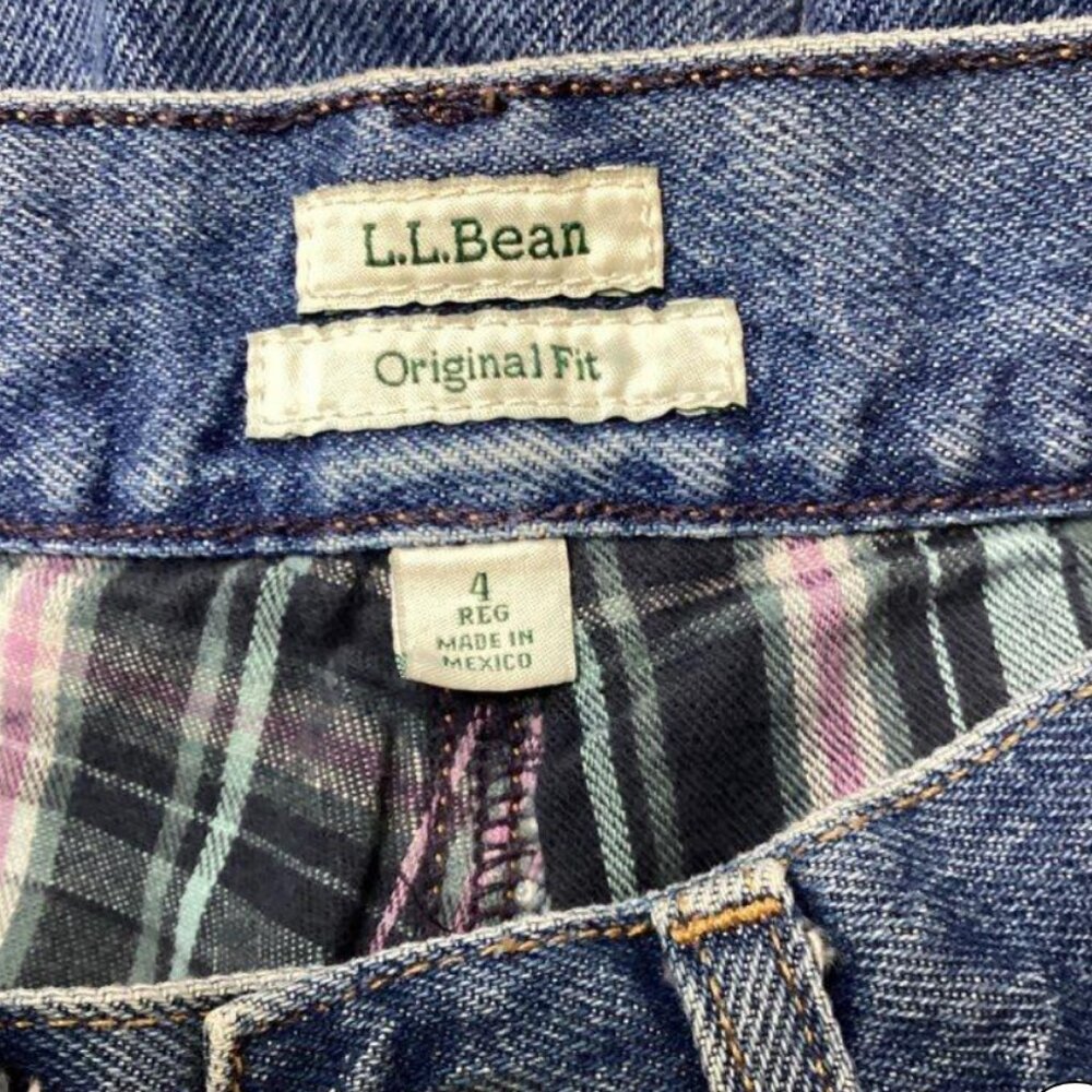 L.L. Bean women size 4 Reg Fit blue zipper/button flannel lined jeans